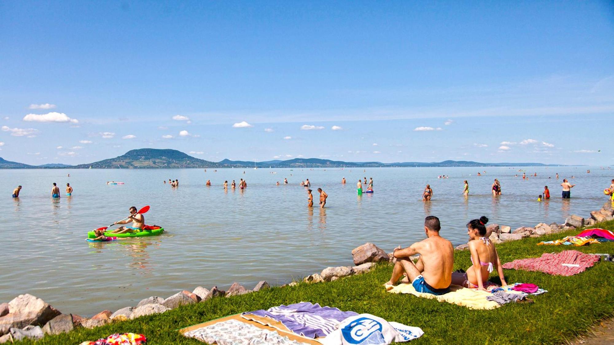 Hellomaria Villa Balatonmariafurdo Luaran gambar